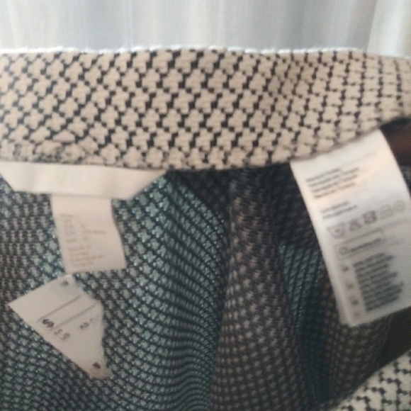 H&M Skirt L - Picture 3 of 5